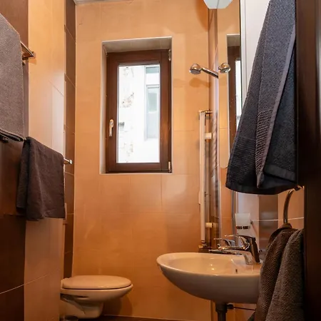 Apartment Casa Viola - One Bdr Next To Ndk Sofia